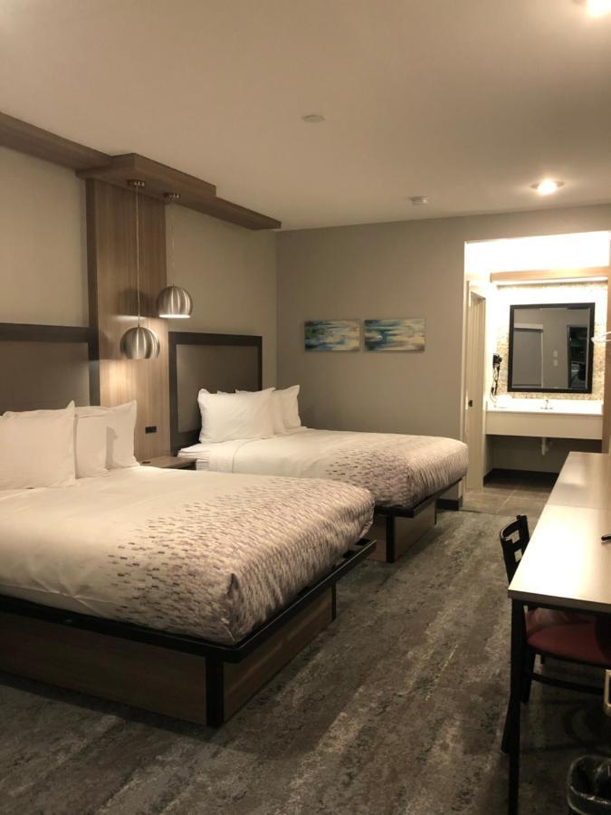 Hotel Solara I-45 & Hobby Airport Хьюстон Экстерьер фото